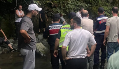İki kız kardeşin cesetleri bulundu